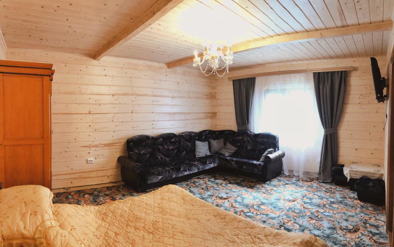 Вершина Карпат Hotel Krasnik Ngoại thất bức ảnh